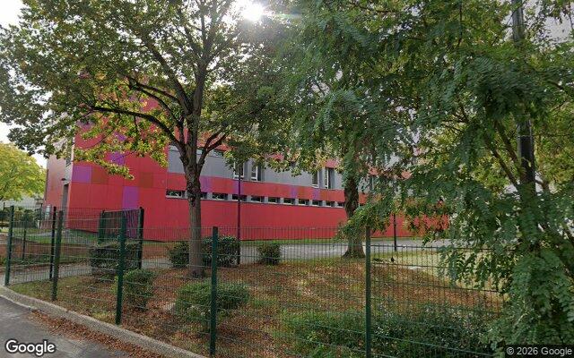 Façade : 5 rue Joliot Curie, Massy
